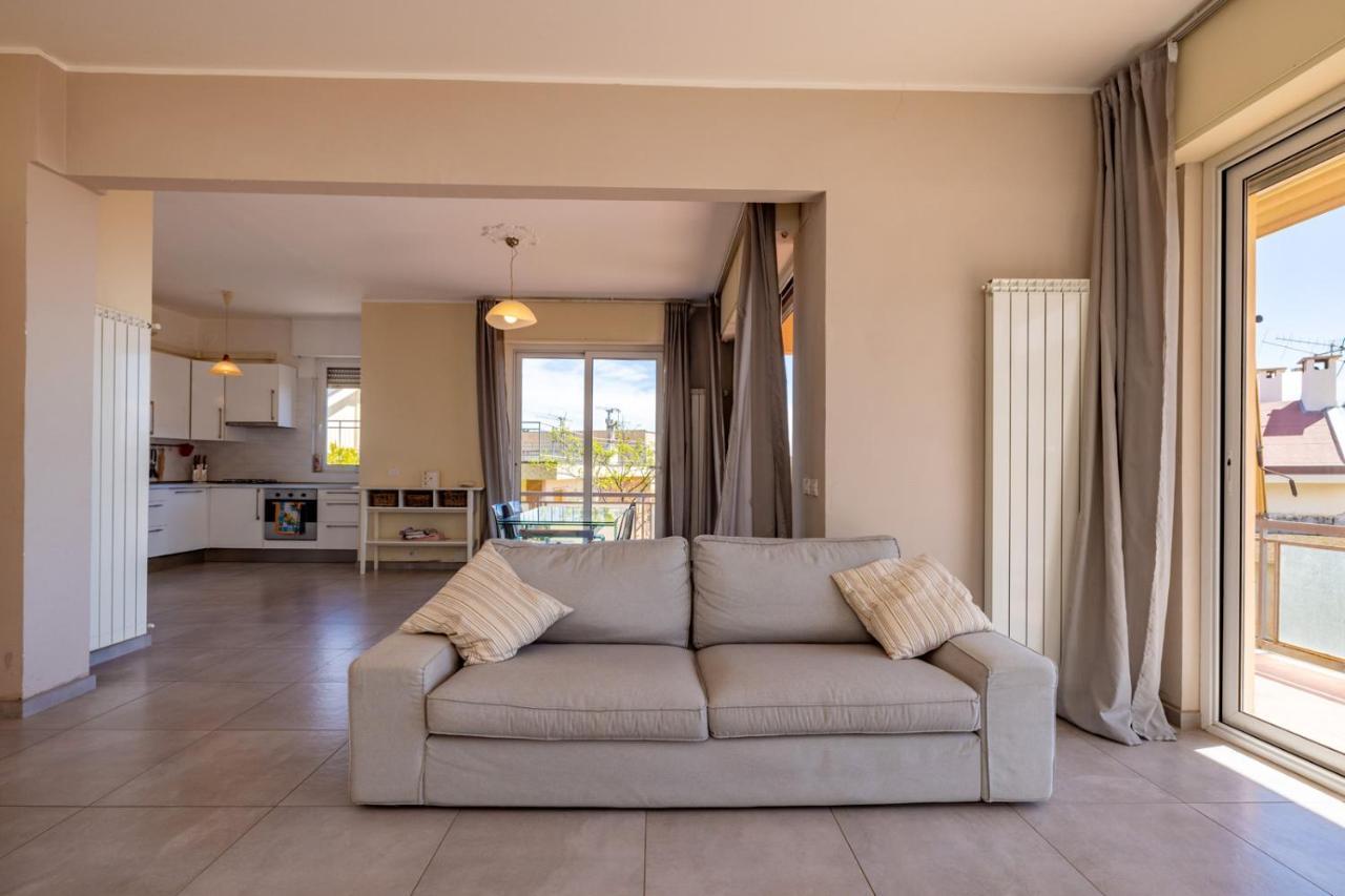 Casa Matilde - Appartamento Vista Mare - Con Posto Auto Финале Лигуре Экстерьер фото